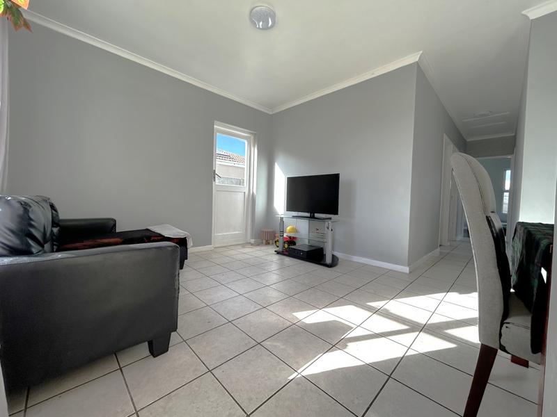 3 Bedroom Property for Sale in Muizenberg Western Cape